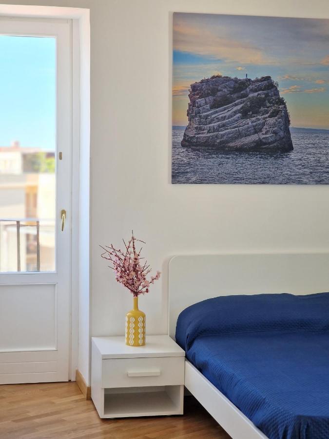 Savarese Luxury Palace Apartment Вико Екуензе Екстериор снимка
