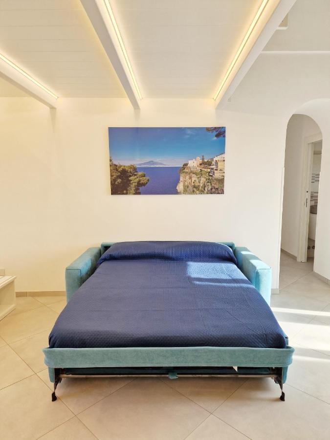 Savarese Luxury Palace Apartment Вико Екуензе Екстериор снимка